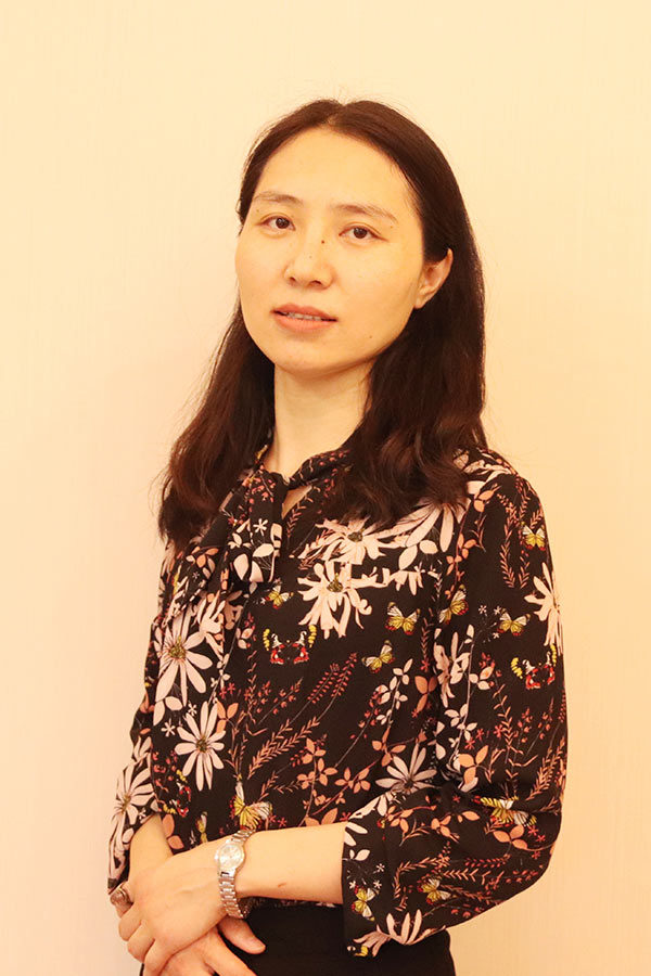 潼关王晓娜 研究生学历,毕业于华南师范大学